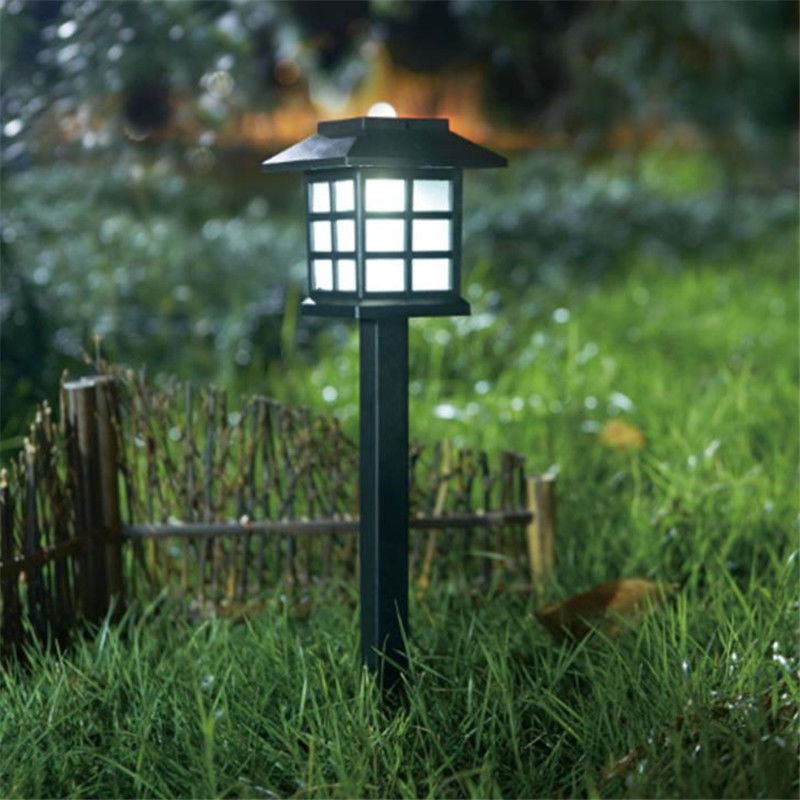 Lampada Solare Quadrata da Giardino - Faretto LED per Esterno e Prato