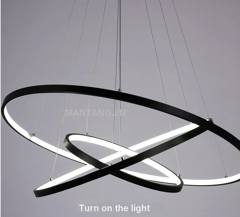 Lampade a sospensione moderne nere/bianche/dorate per soggiorno sala da pranzo 4/3/2/1 Cerchio Anelli Lampada a sospensione a LED con corpo in alluminio acrilico