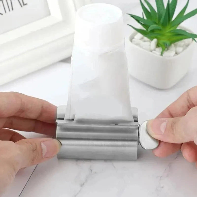 1pc In Acciaio Inox Wringer Rullo Ruota Dispenser per Unguenti Cosmetici Accessori Per Il Bagno Dentifricio Spremiagrumi Tubo Rullo